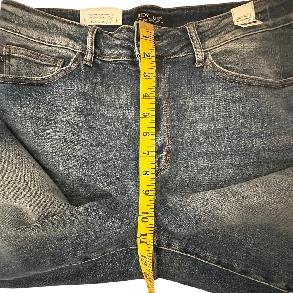 NWT Judy Blue Mid Rise Flare Jeans Contrast Panel Bell Bottoms Size 14W - Picture 10 of 16